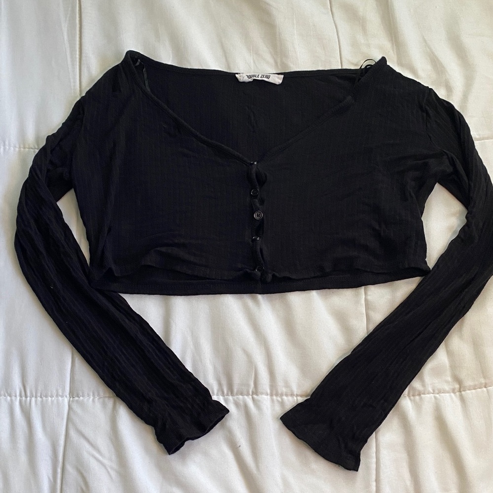 Double Zero Black Ribbed Cropped Button-Front Top